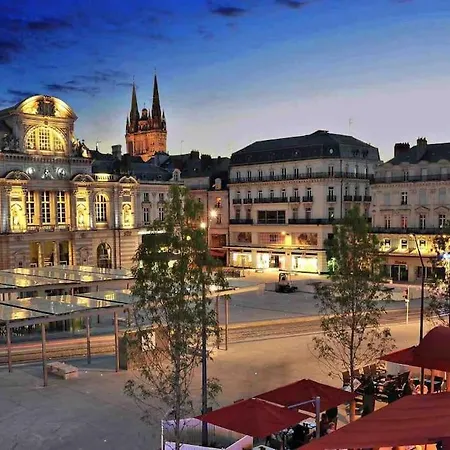 Apartment Bel Bd Foch *