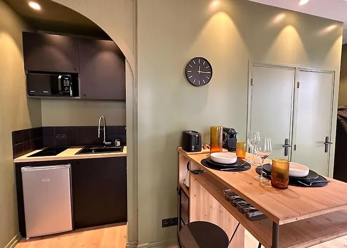 Bel Bd Foch Apartment